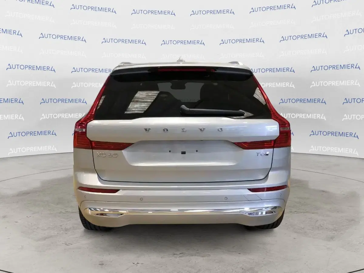 Volvo XC60 nuova a Como (6)