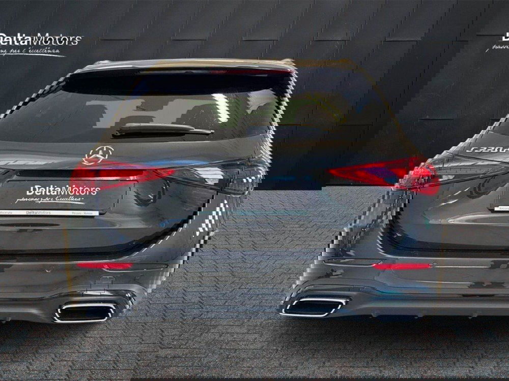 Mercedes-Benz Classe C Station Wagon nuova a Rimini (4)