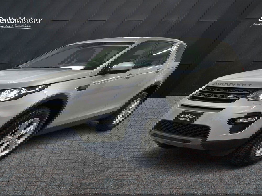 Land Rover Discovery Sport usata a Macerata
