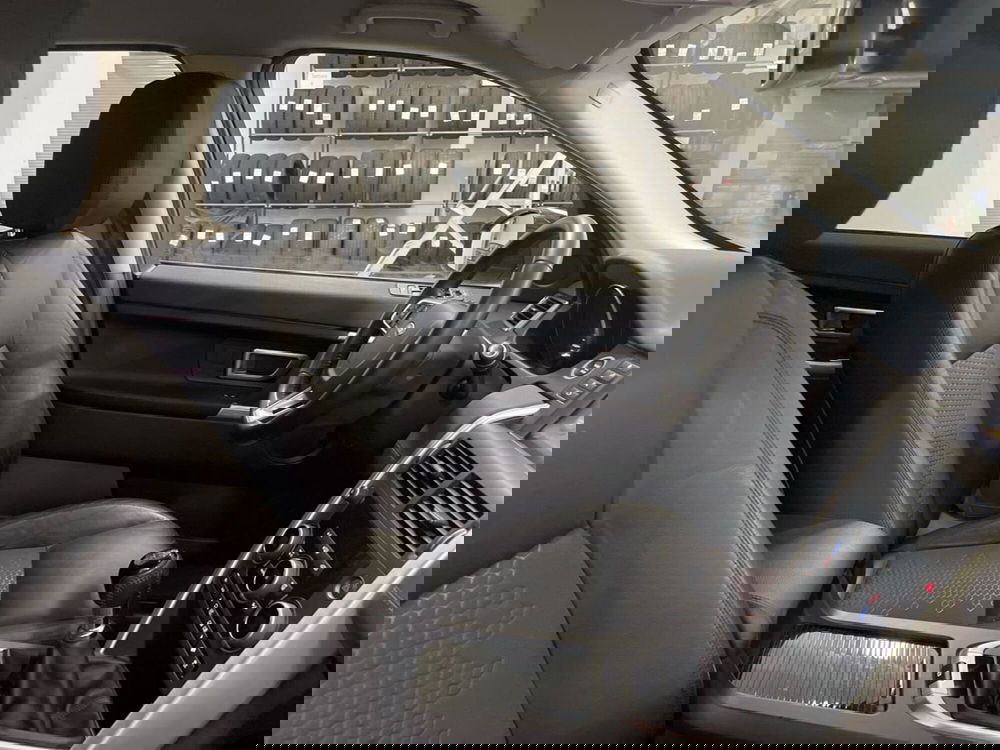 Land Rover Discovery Sport usata a Macerata (14)
