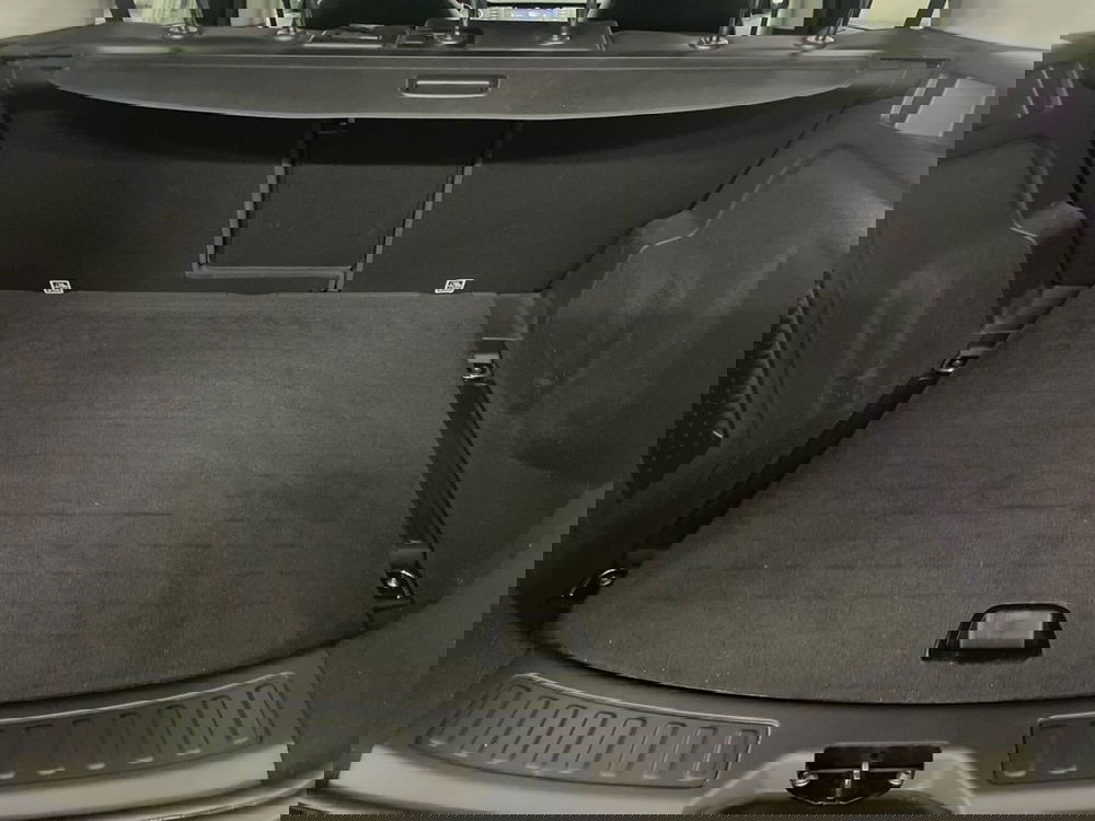 Land Rover Discovery Sport usata a Macerata (7)