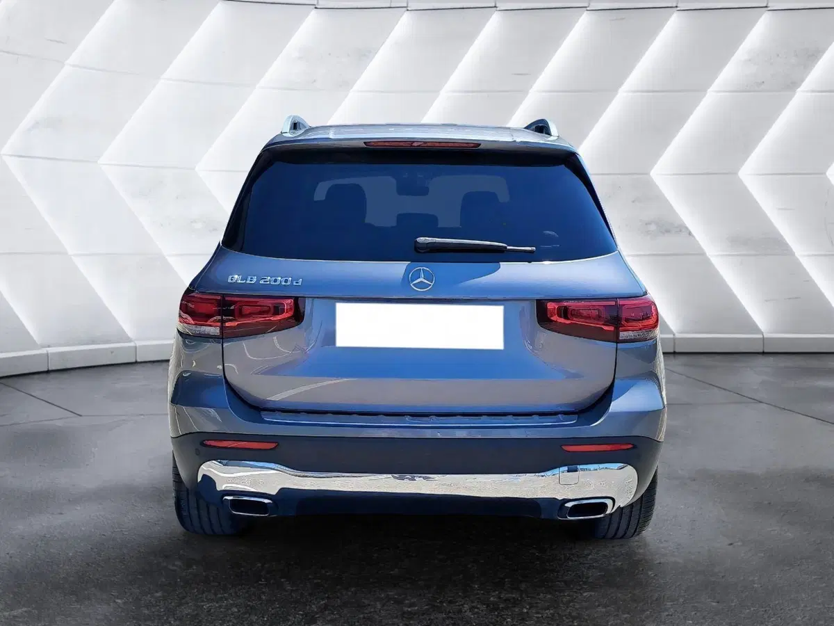 Mercedes-Benz GLB usata a Caserta (7)