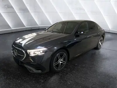 Mercedes-Benz Classe E 220 d AMG Line Advanced Plus 4matic auto del 2024 usata a Napoli
