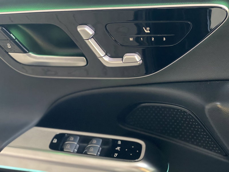 Mercedes-Benz Classe E usata a Napoli (12)