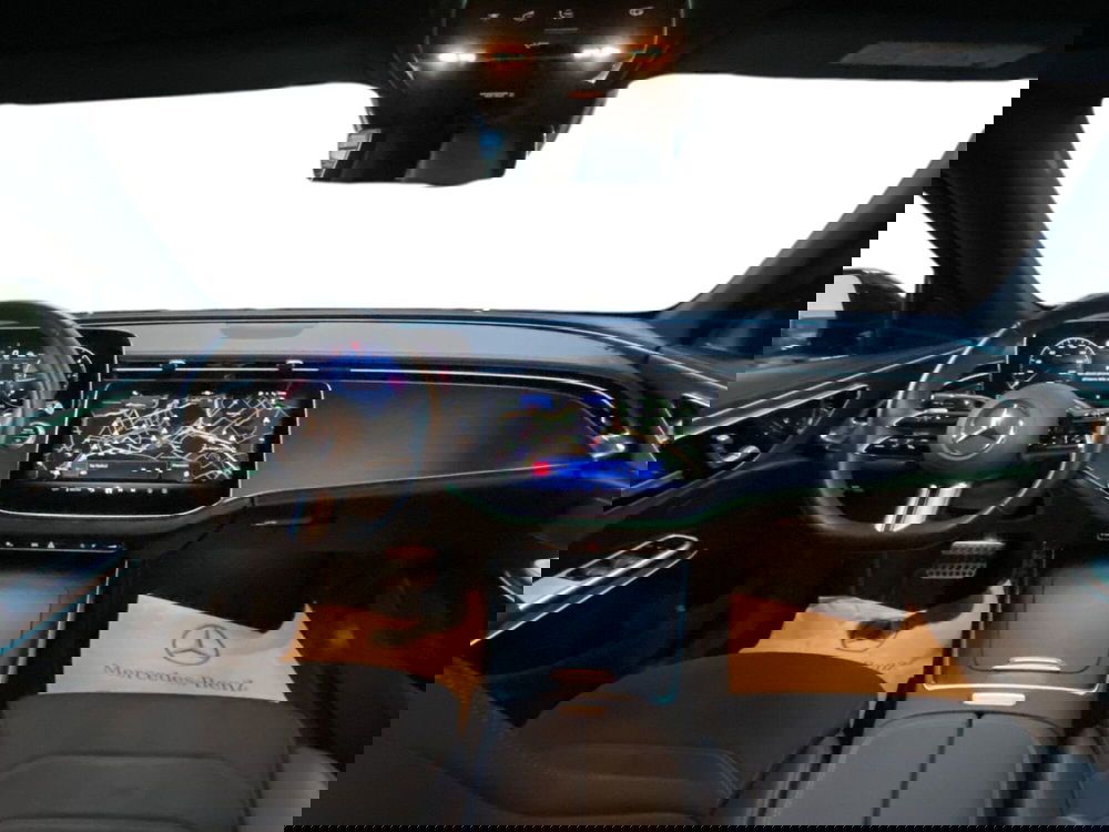 Mercedes-Benz Classe E usata a Napoli (15)