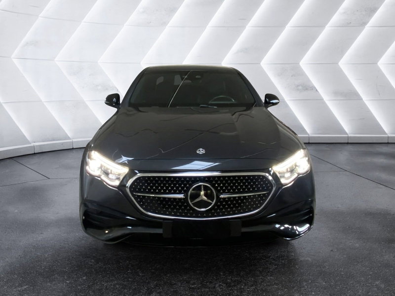 Mercedes-Benz Classe E usata a Napoli (3)