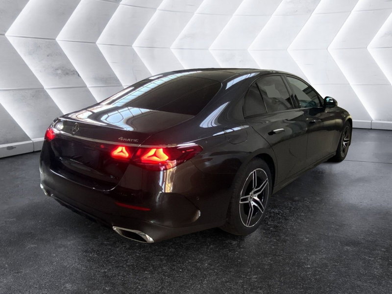 Mercedes-Benz Classe E usata a Napoli (8)