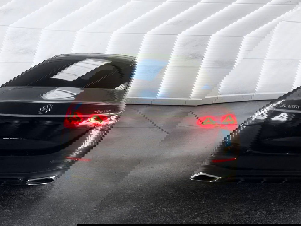 Mercedes-Benz Classe E usata a Napoli (9)