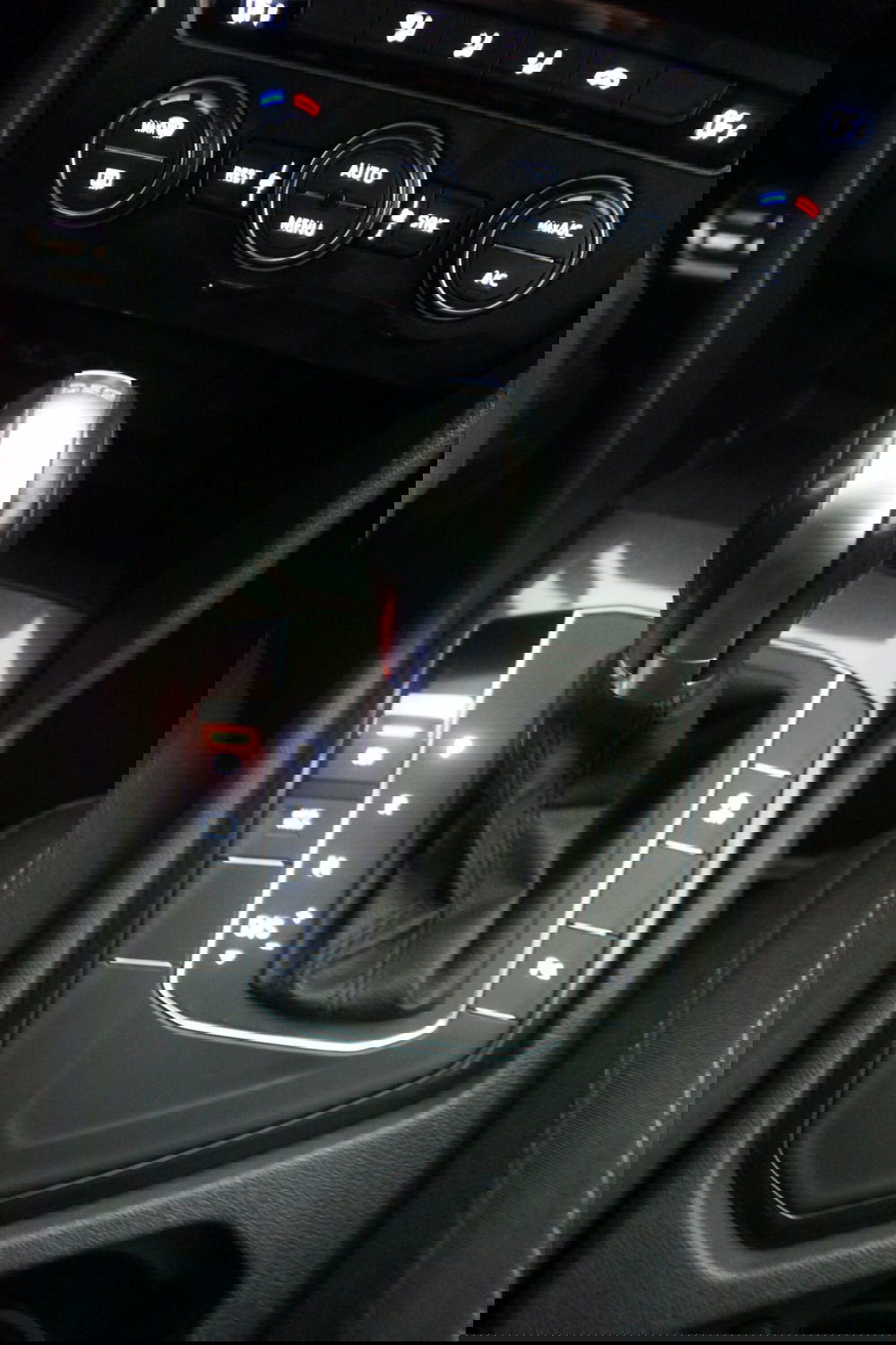 Volkswagen Tiguan usata a Torino (15)