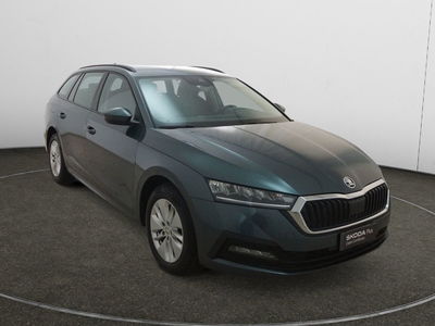 Skoda Octavia Station Wagon 2.0 TDI EVO SCR DSG Wagon Executive del 2021 usata a Torino
