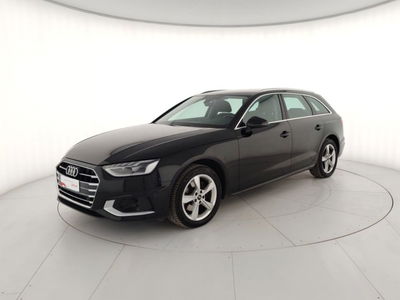 Audi A4 Avant 30 TDI/136 CV S tronic Business Advanced del 2024 usata a Massa