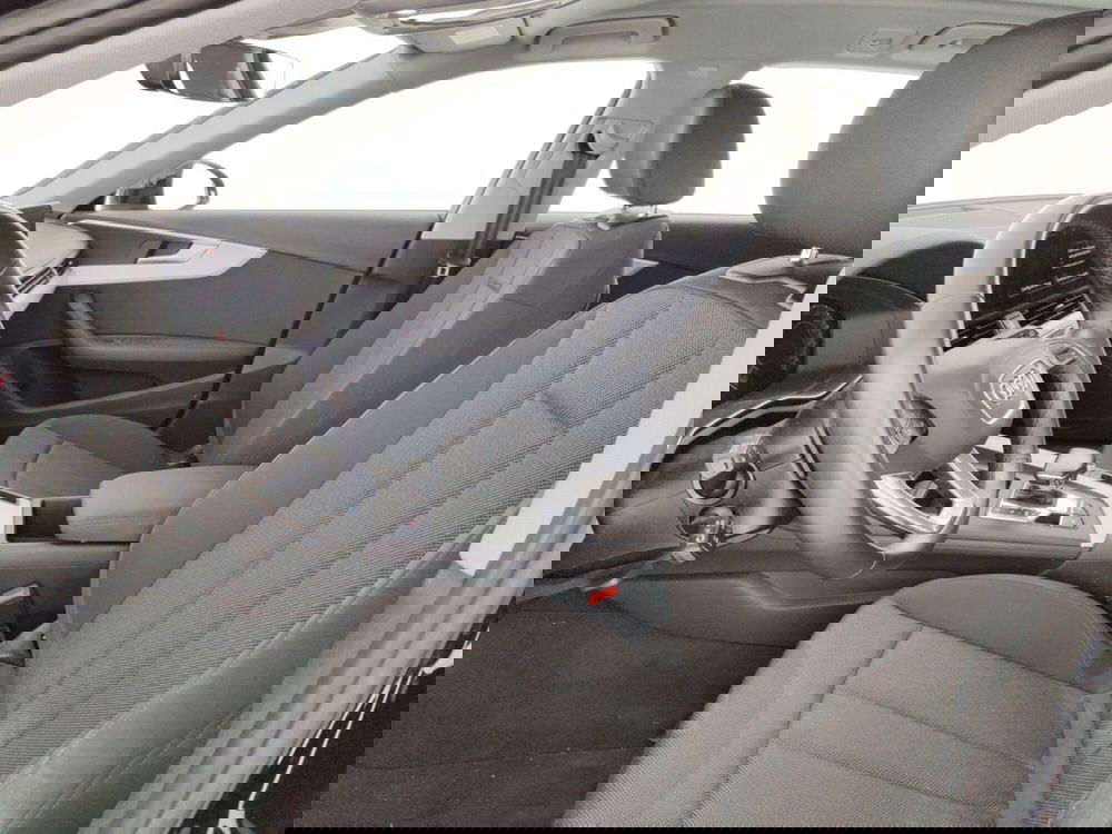 Audi A4 Avant usata a Massa-Carrara (7)