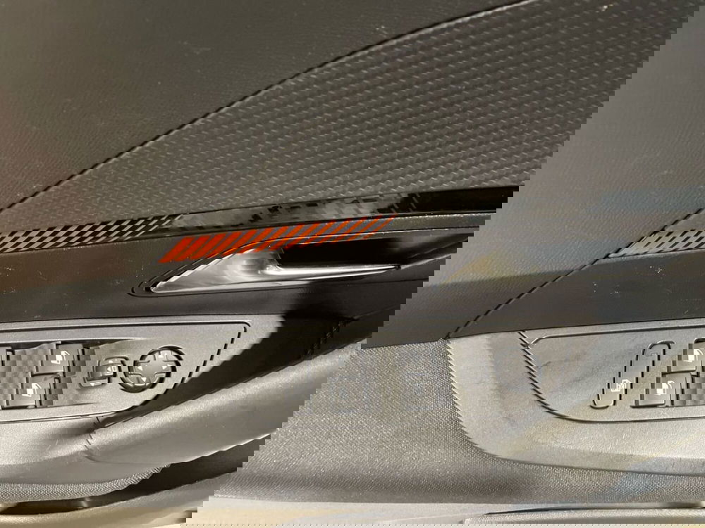 Peugeot 2008 usata a Salerno (13)