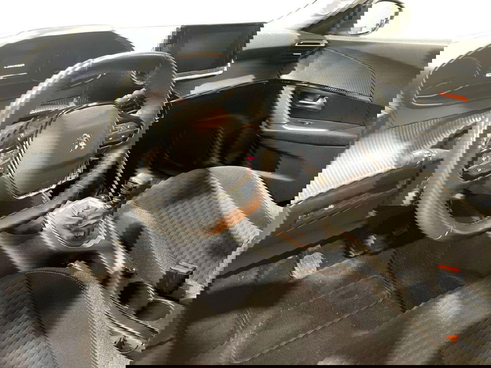 Peugeot 2008 usata a Salerno (9)