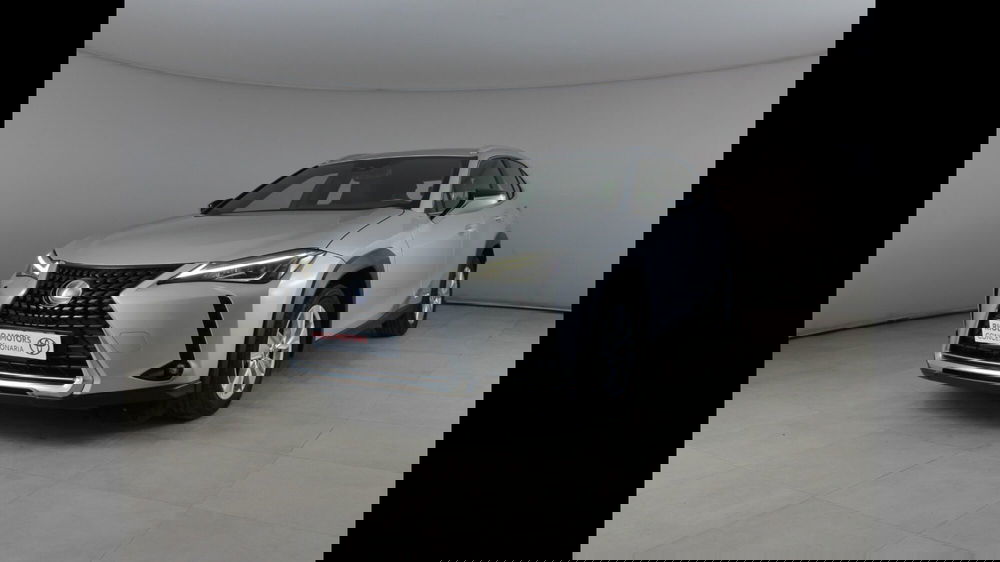 Lexus UX usata a Palermo