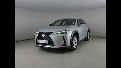 Lexus UX Hybrid Business del 2020 usata a Palermo