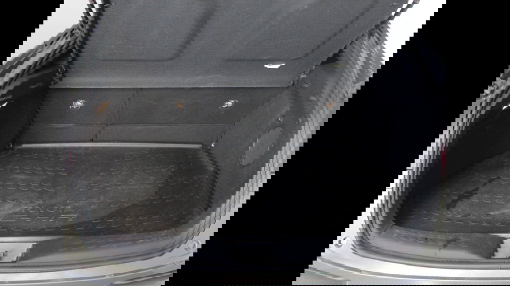 Toyota Toyota C-HR usata a Palermo (11)