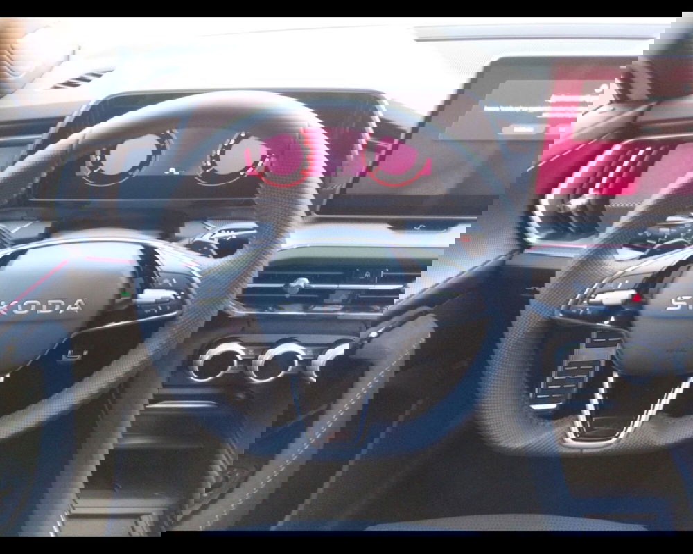 Skoda Kodiaq nuova a Ravenna (15)