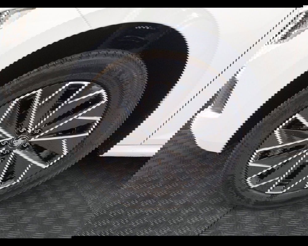 Skoda Kamiq nuova a Ravenna (9)