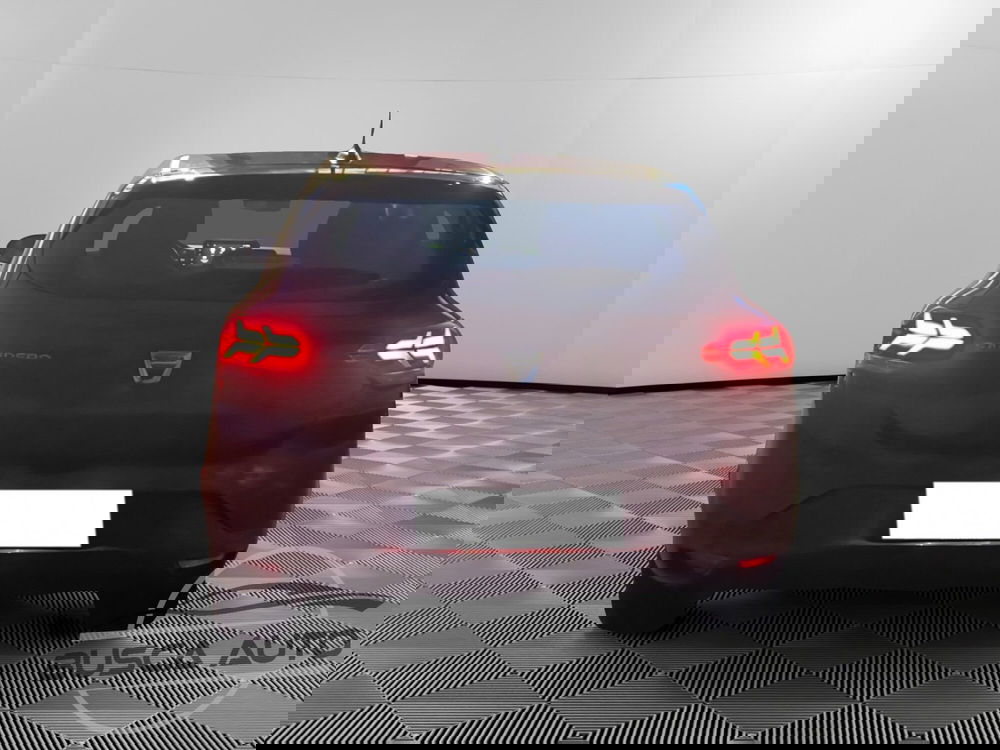 Dacia Sandero usata a Roma (4)