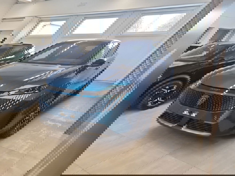 Peugeot 3008 nuova a Lucca