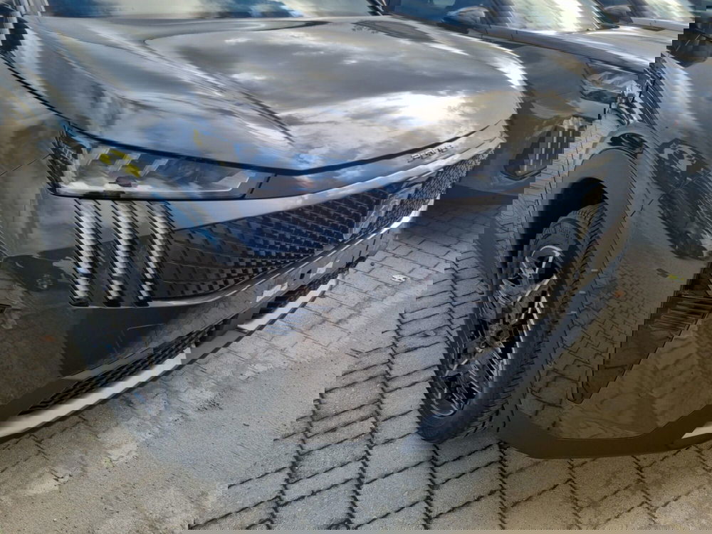 Peugeot 3008 nuova a Lucca (16)