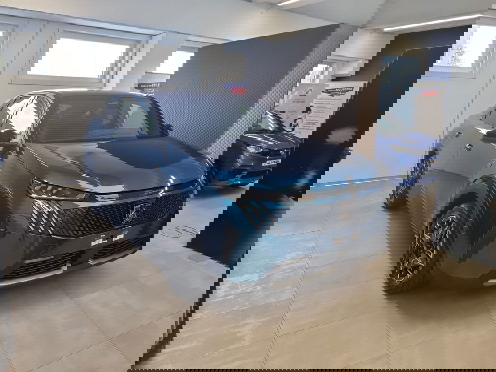 Peugeot 3008 nuova a Lucca (2)