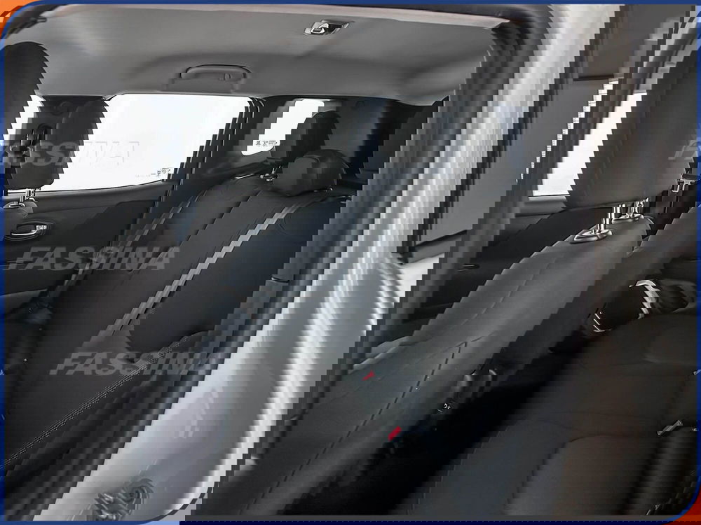 Jeep Renegade usata a Milano (10)