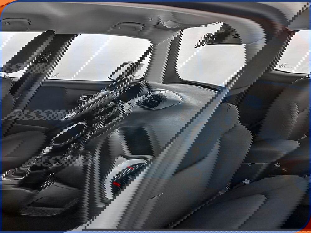 Jeep Renegade usata a Milano (13)