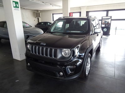 Jeep Renegade 1.3 T4 190CV PHEV 4xe AT6 Business Plus nuova a Lucca