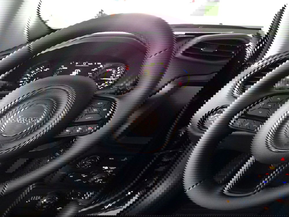 Jeep Renegade nuova a Lucca (11)