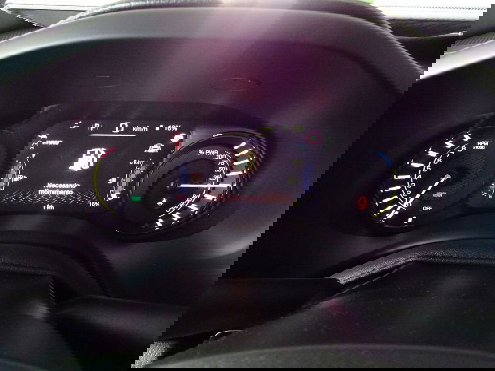 Jeep Renegade nuova a Lucca (12)