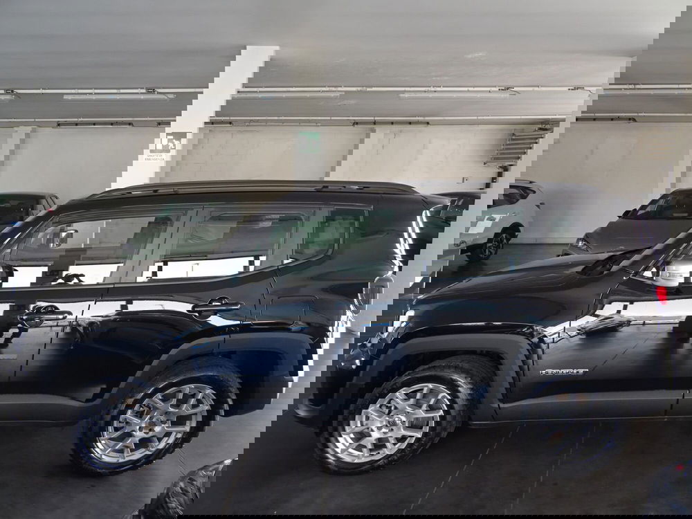 Jeep Renegade nuova a Lucca (2)