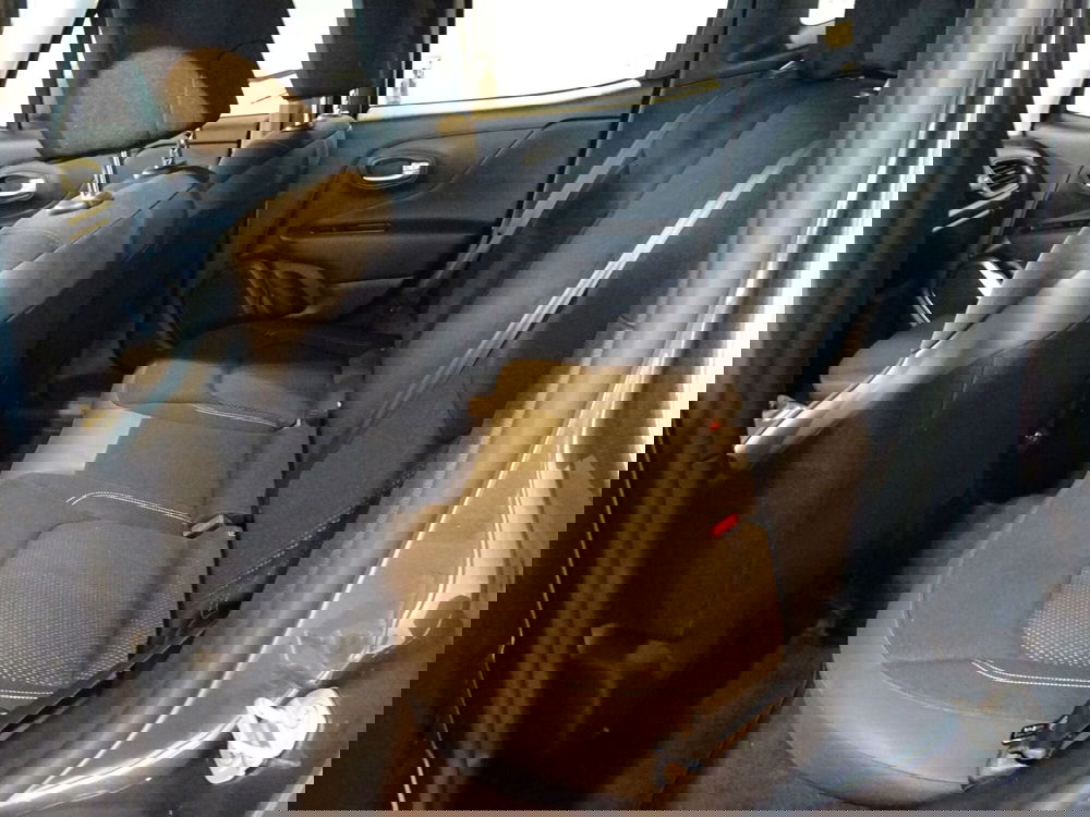 Jeep Renegade usata a Lucca (15)