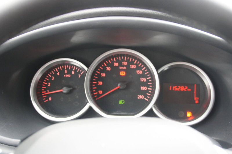 Dacia Logan usata a Catania (10)