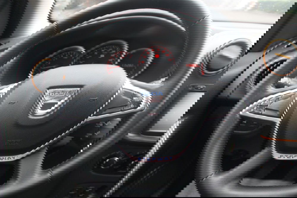 Dacia Logan usata a Catania (11)