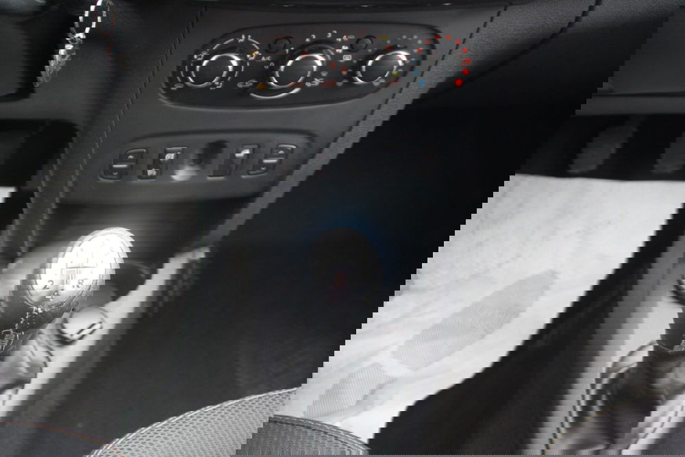 Dacia Logan usata a Catania (14)