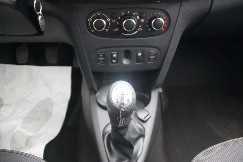 Dacia Logan usata a Catania (14)