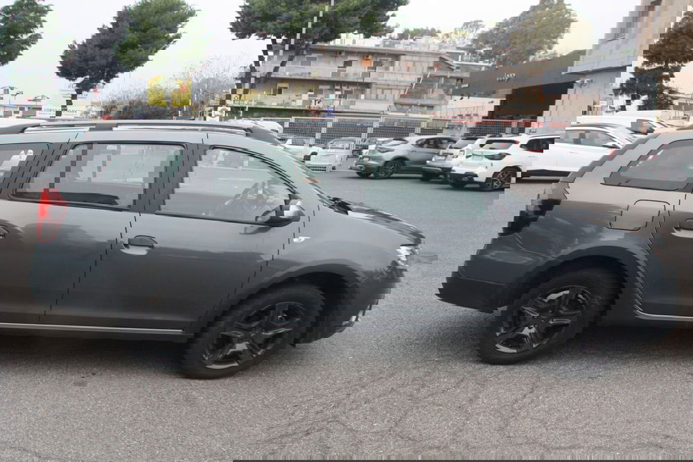 Dacia Logan usata a Catania (5)