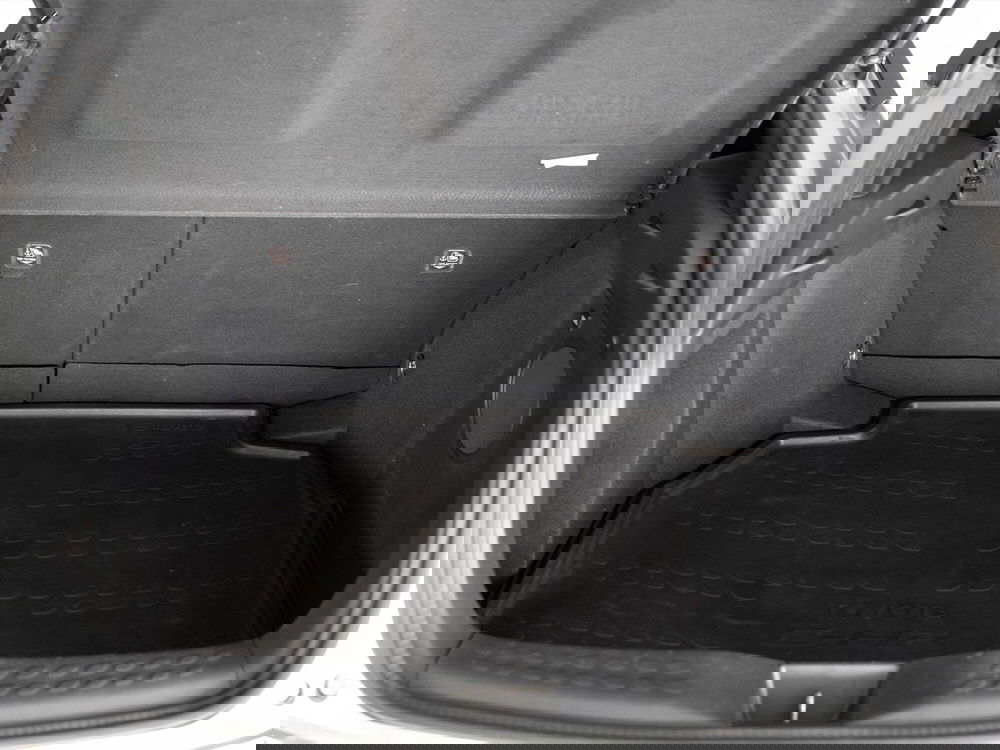 Toyota Toyota C-HR usata a Foggia (11)