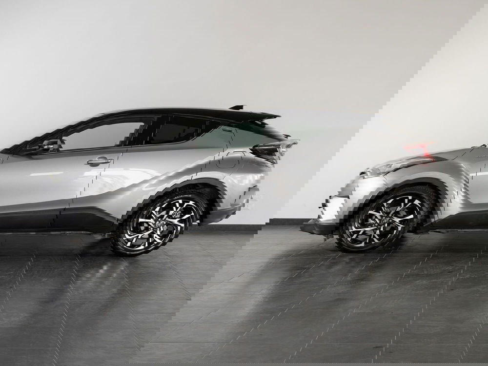 Toyota Toyota C-HR usata a Foggia (3)