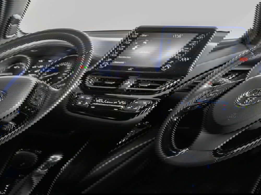 Toyota Toyota C-HR usata a Foggia (10)