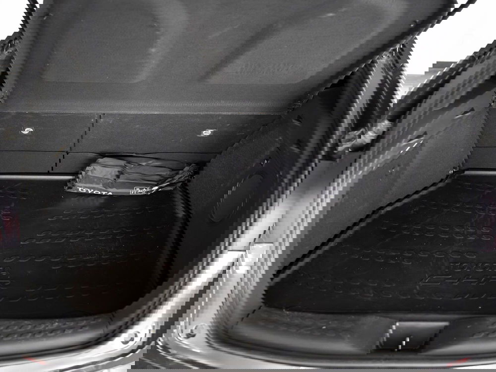 Toyota Toyota C-HR usata a Foggia (11)