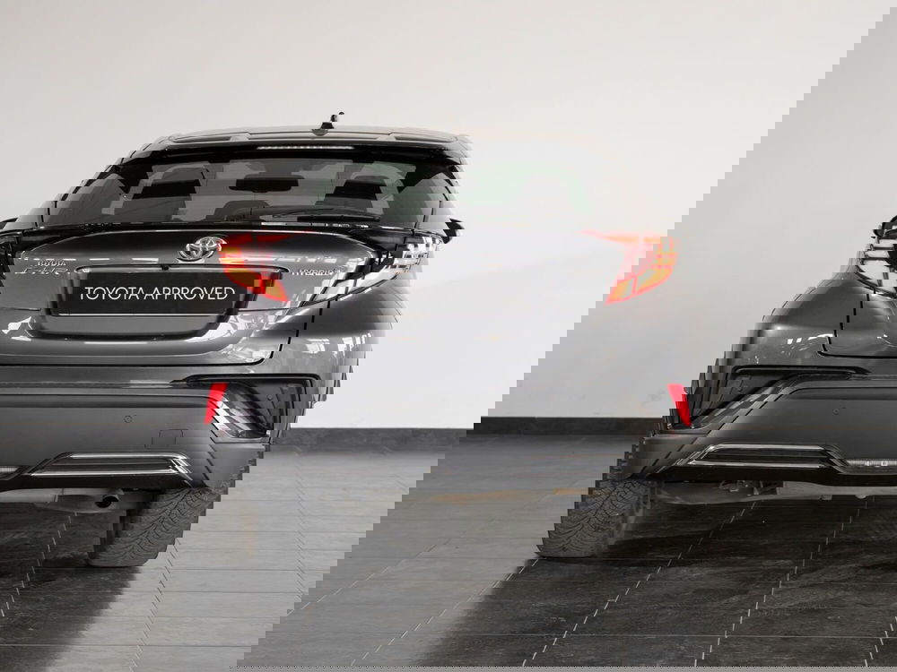 Toyota Toyota C-HR usata a Foggia (4)