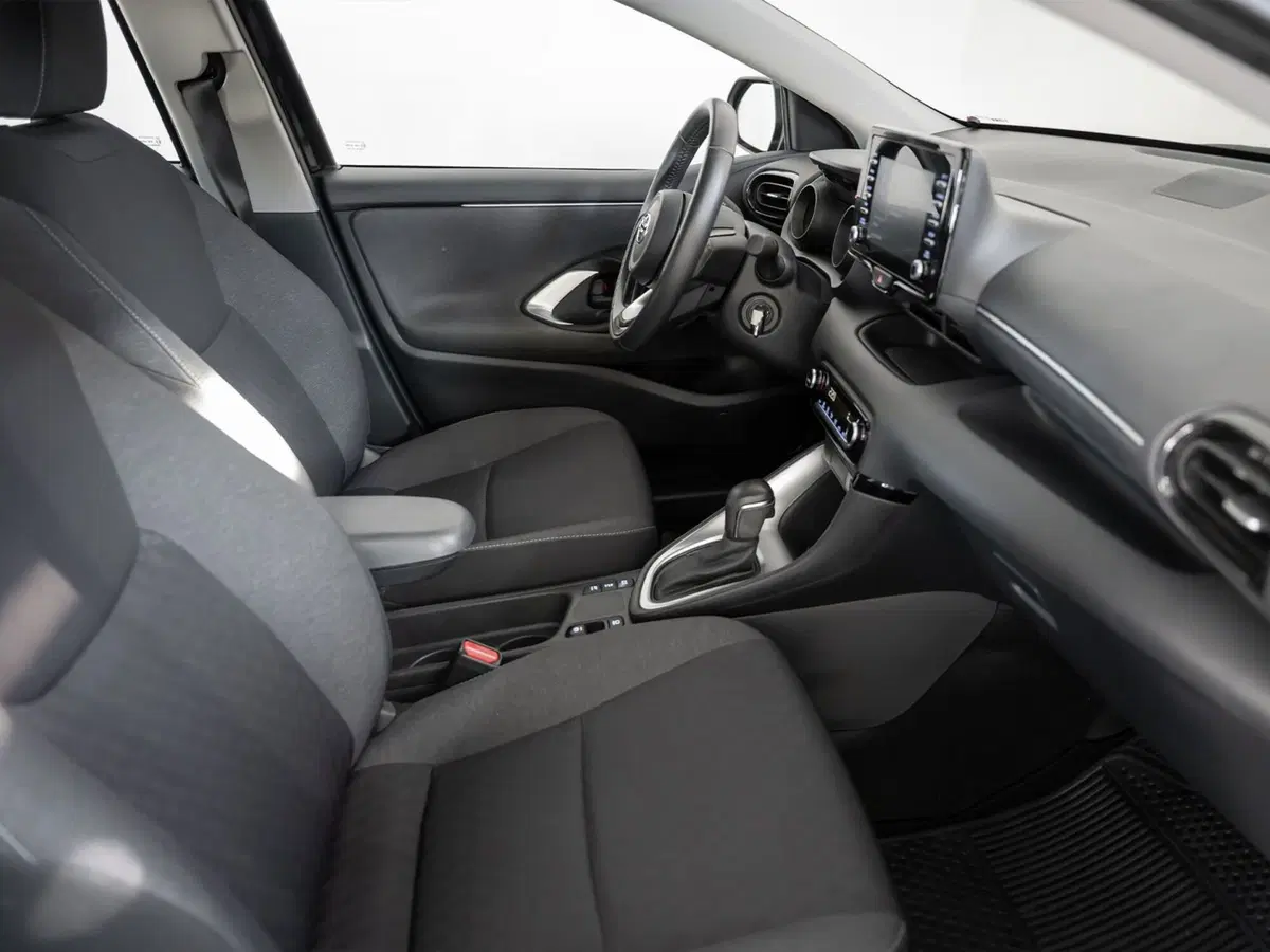 Toyota Yaris usata a Foggia (7)
