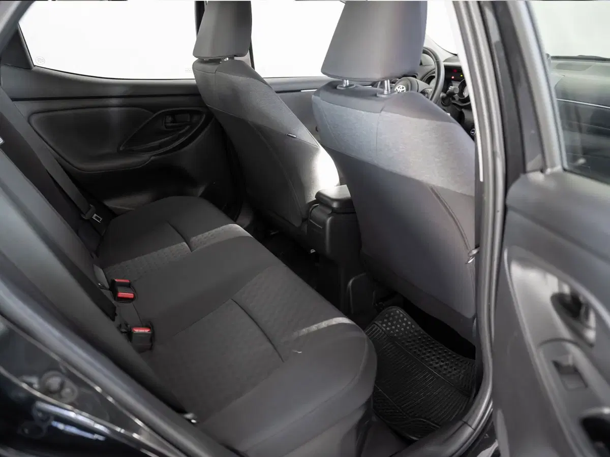 Toyota Yaris usata a Foggia (8)