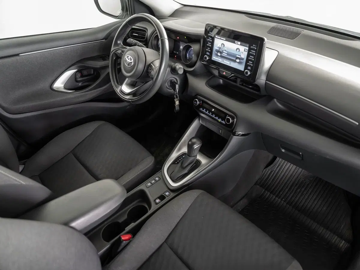 Toyota Yaris usata a Foggia (6)