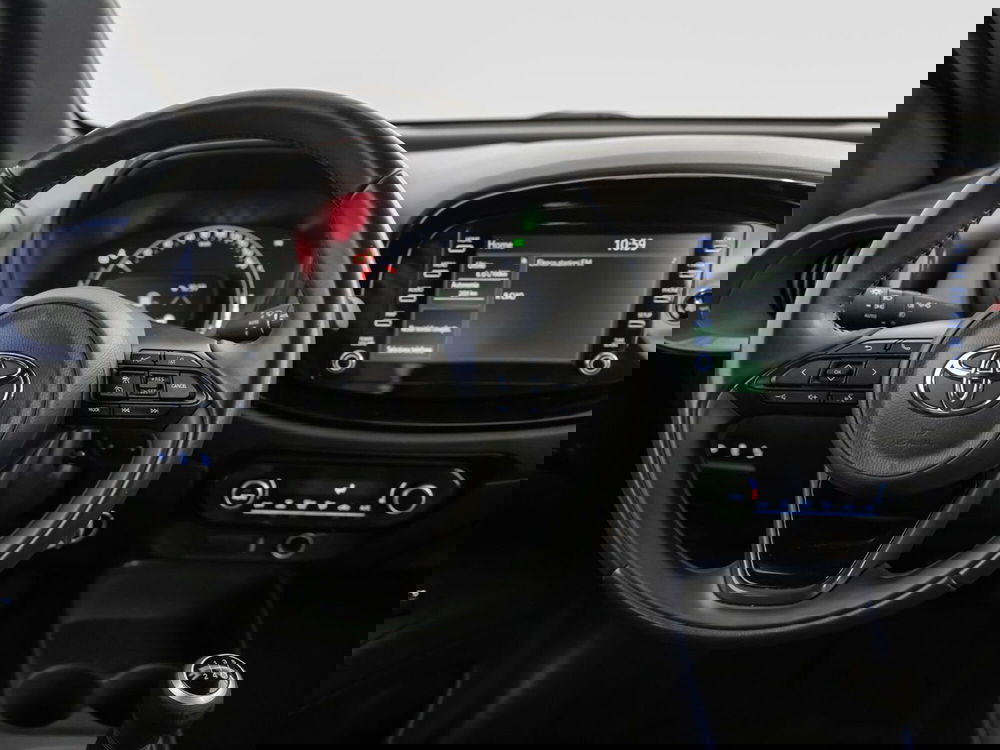 Toyota Aygo X usata a Foggia (10)