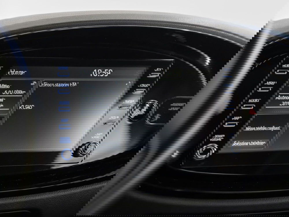 Toyota Aygo X usata a Foggia (17)