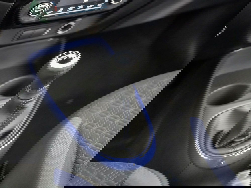 Toyota Aygo X usata a Foggia (18)